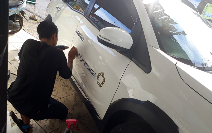 Branding Mobil di Bali